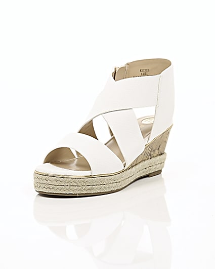 360 degree animation of product Girls white cork wedge sandals frame-1