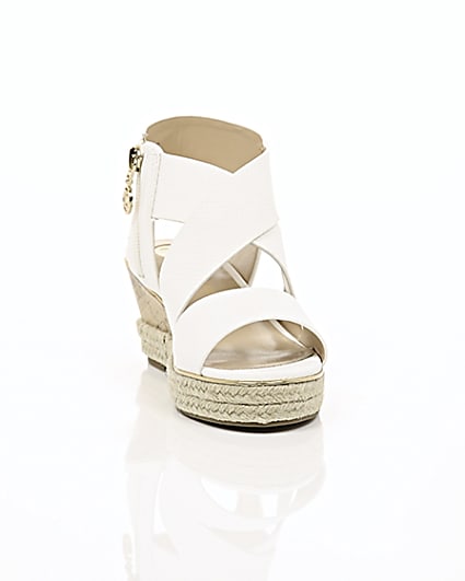 360 degree animation of product Girls white cork wedge sandals frame-5
