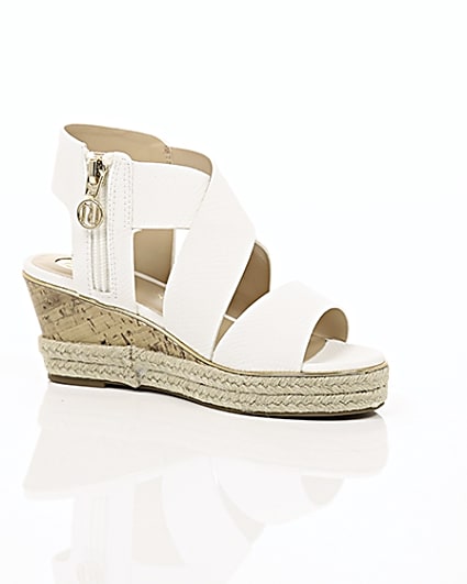360 degree animation of product Girls white cork wedge sandals frame-8