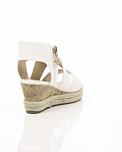 360 degree animation of product Girls white cork wedge sandals frame-14