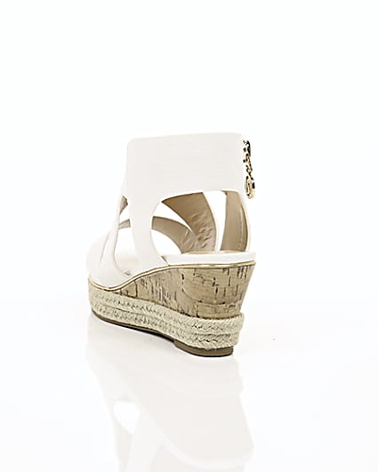 360 degree animation of product Girls white cork wedge sandals frame-17