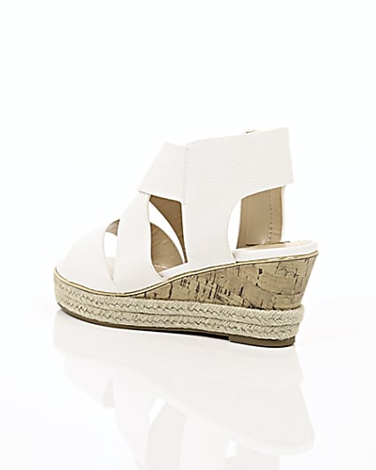 360 degree animation of product Girls white cork wedge sandals frame-19