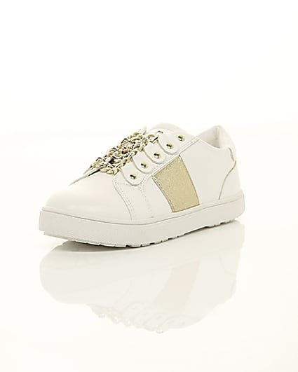 360 degree animation of product Girls white gold chain plimsolls frame-1