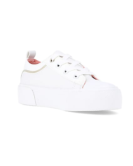360 degree animation of product Girls white lace up charm detail trainers frame-18