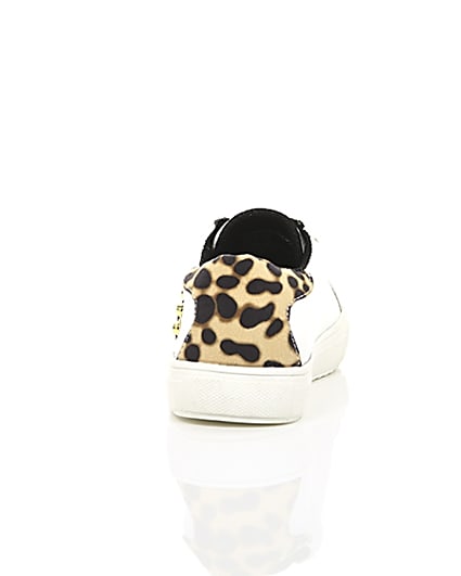 360 degree animation of product Girls white leopard print studded trainers frame-14
