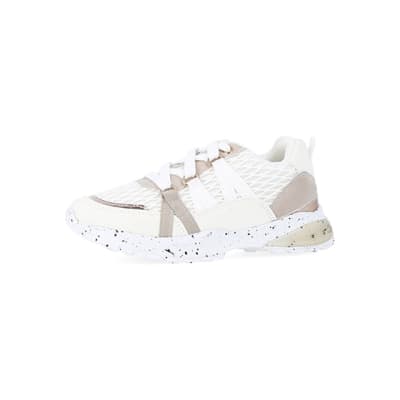 360 degree animation of product Girls white mesh speckled trainer frame-2