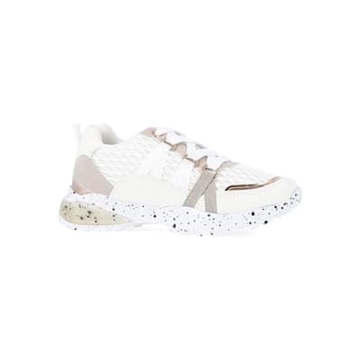 360 degree animation of product Girls white mesh speckled trainer frame-16
