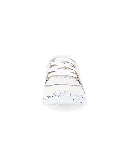 360 degree animation of product Girls white mesh speckled trainer frame-21