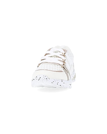 360 degree animation of product Girls white mesh speckled trainer frame-22