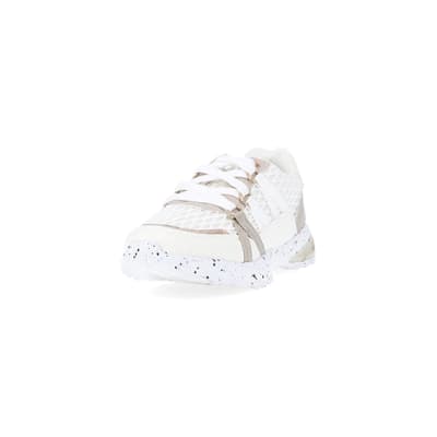 360 degree animation of product Girls white mesh speckled trainer frame-23