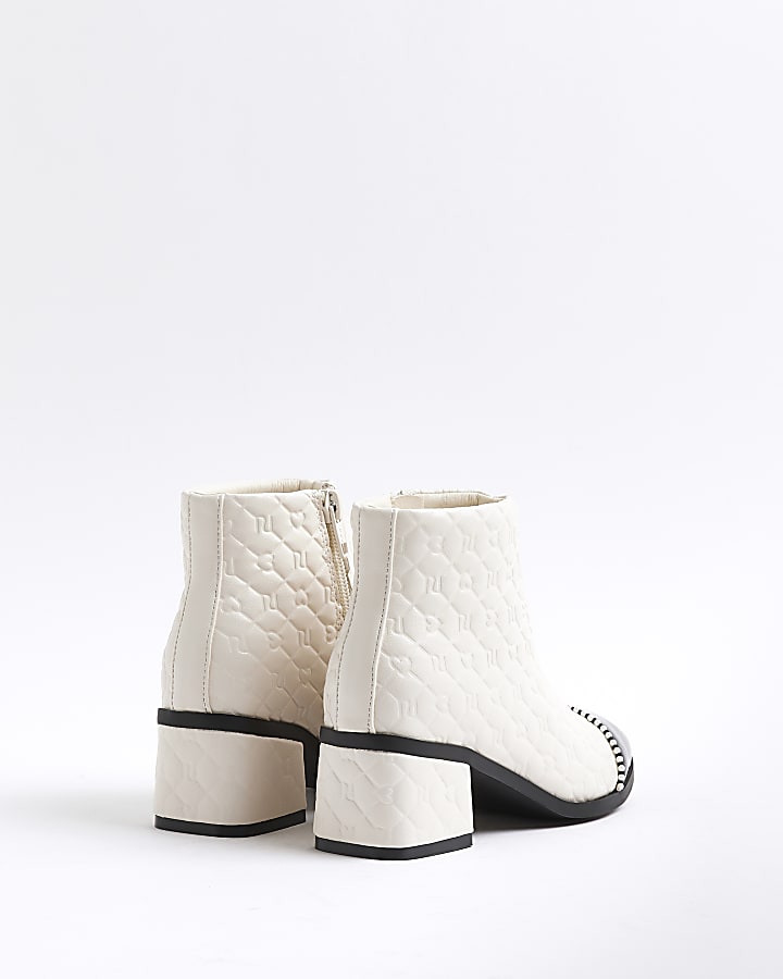 Girls White Quilted Studded Heeled Boots