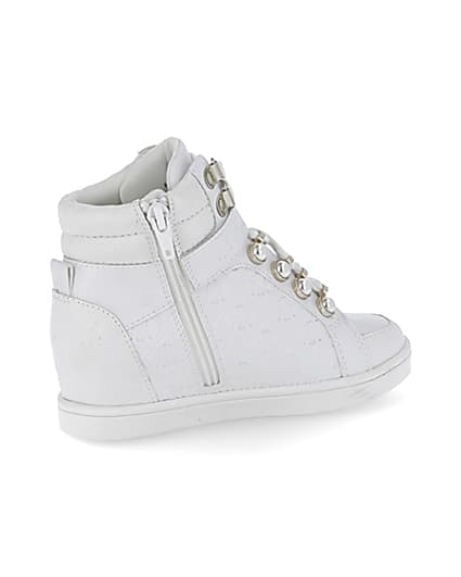 360 degree animation of product Girls white RI monogram high top trainers frame-13