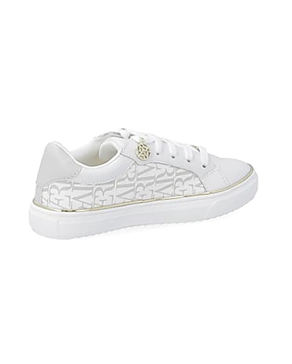 360 degree animation of product Girls white RI print trainers frame-13