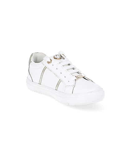 360 degree animation of product Girls white RIR pearl trim trainers frame-18