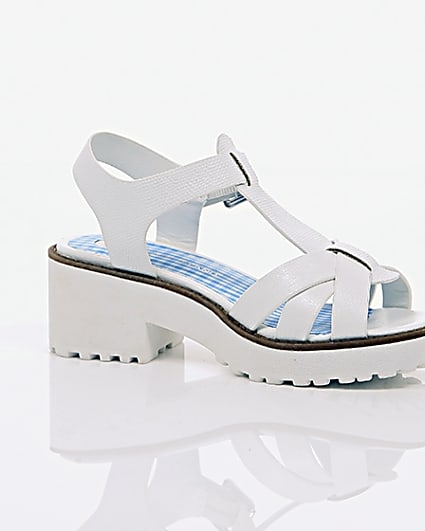 360 degree animation of product Girls white T-bar chunky sandals frame-8