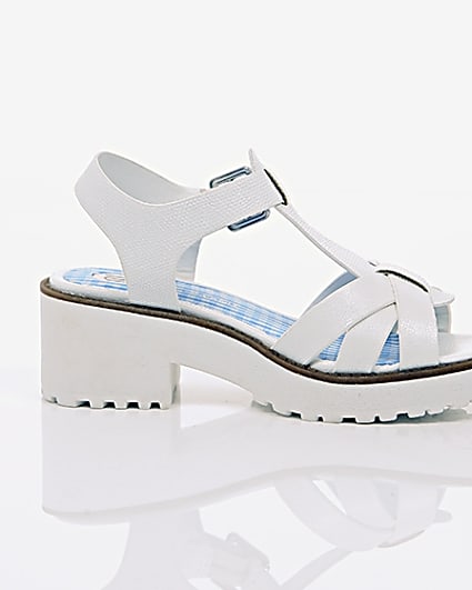 360 degree animation of product Girls white T-bar chunky sandals frame-9