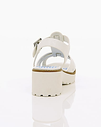 360 degree animation of product Girls white T-bar chunky sandals frame-15