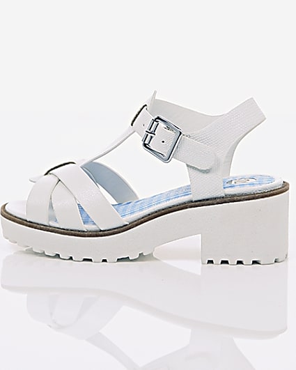 360 degree animation of product Girls white T-bar chunky sandals frame-21