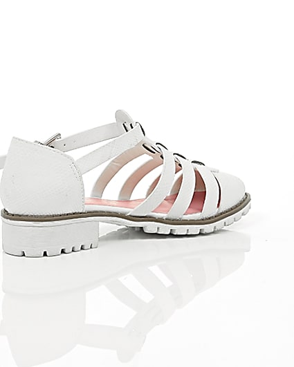 360 degree animation of product Girls white textured sandals frame-12