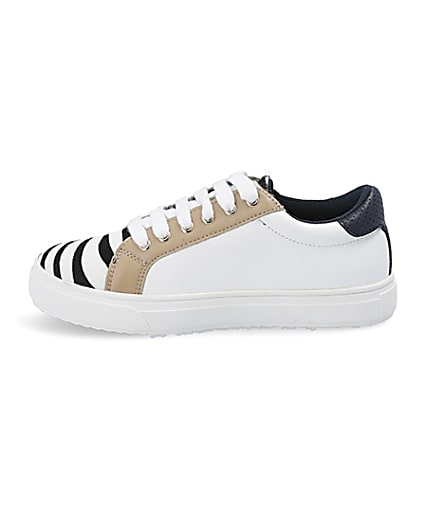 360 degree animation of product Girls white zebra print lace-up trainers frame-3