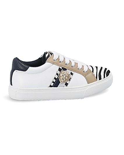 360 degree animation of product Girls white zebra print lace-up trainers frame-14