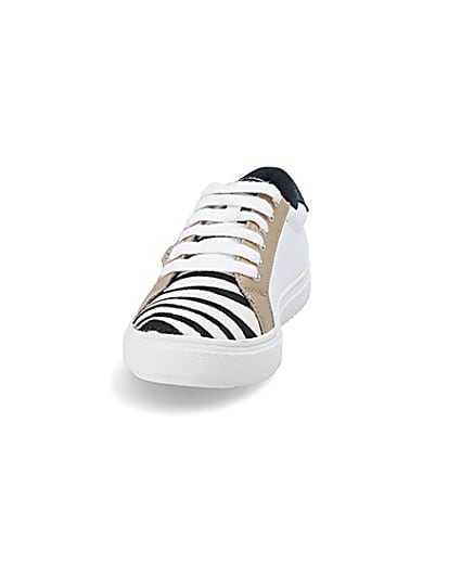 360 degree animation of product Girls white zebra print lace-up trainers frame-22
