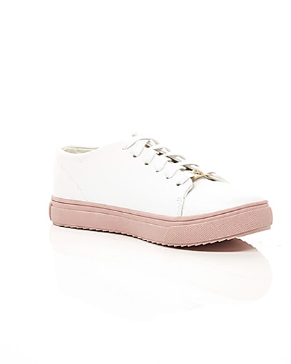 360 degree animation of product Girls white zip up trainers frame-7