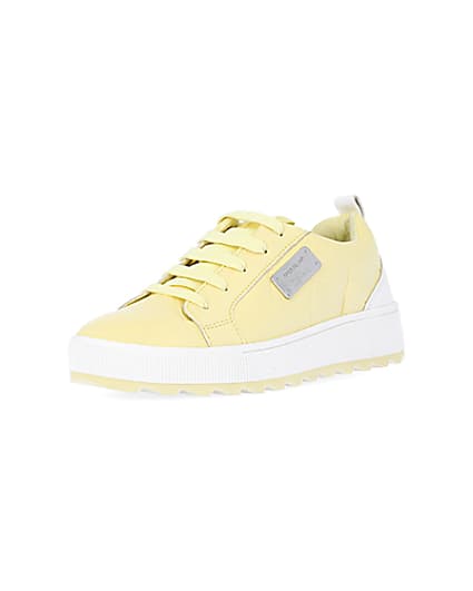 360 degree animation of product Girls Yellow Quilted lace up trainers frame-0
