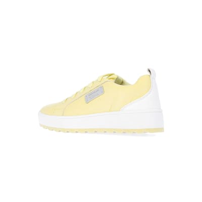 360 degree animation of product Girls Yellow Quilted lace up trainers frame-5