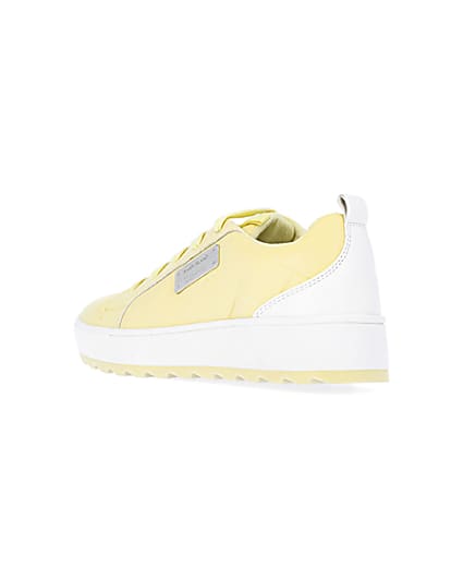 360 degree animation of product Girls Yellow Quilted lace up trainers frame-6