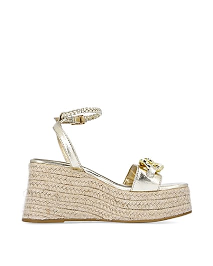 360 degree animation of product Gold chain detail flatform wedges frame-15