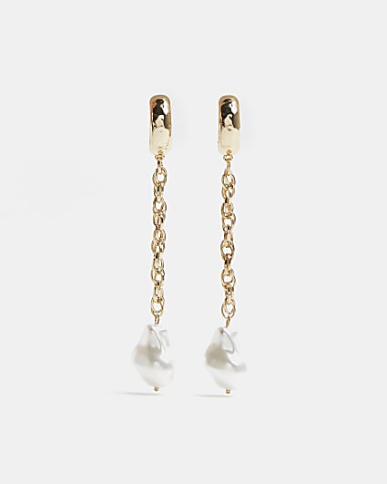 Gold chain link pearl drop earrings