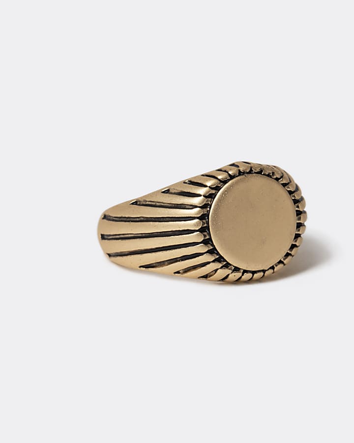 Gold colour detailed signet ring