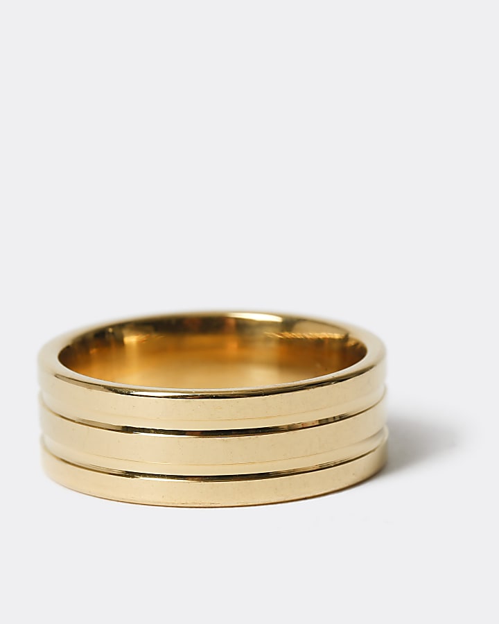 Gold colour lined ring