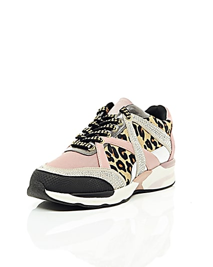 360 degree animation of product Gold metallic leopard print runner trainers frame-1