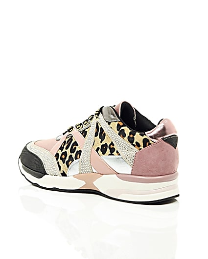 360 degree animation of product Gold metallic leopard print runner trainers frame-19