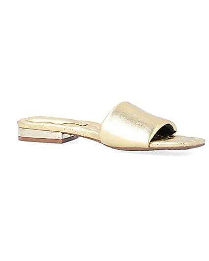 360 degree animation of product Gold padded flat sandals frame-20