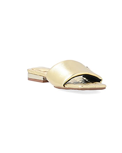 360 degree animation of product Gold padded flat sandals frame-22