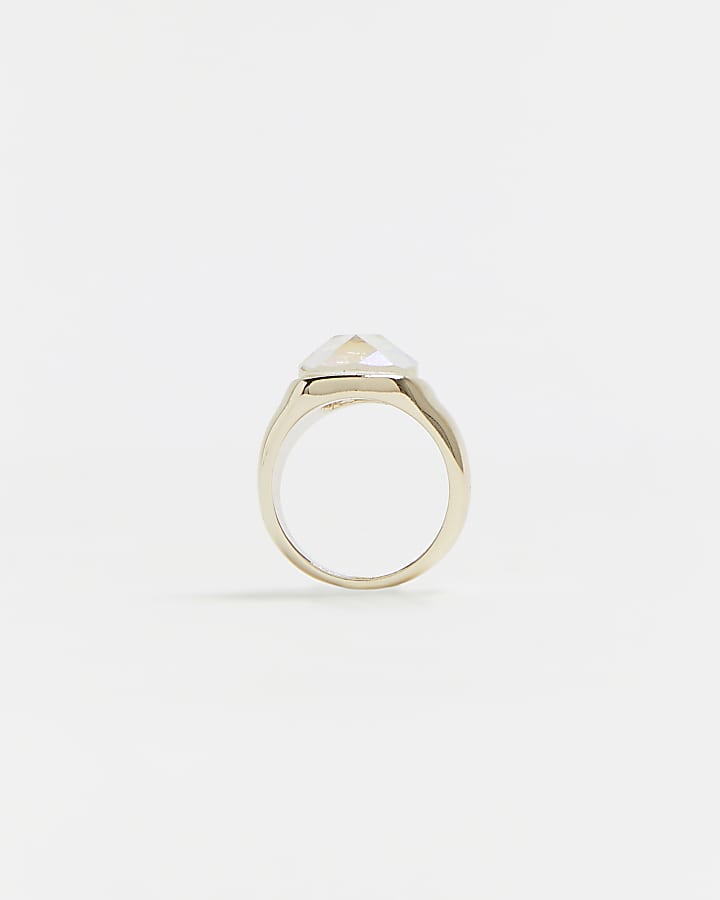 Gold stone ring