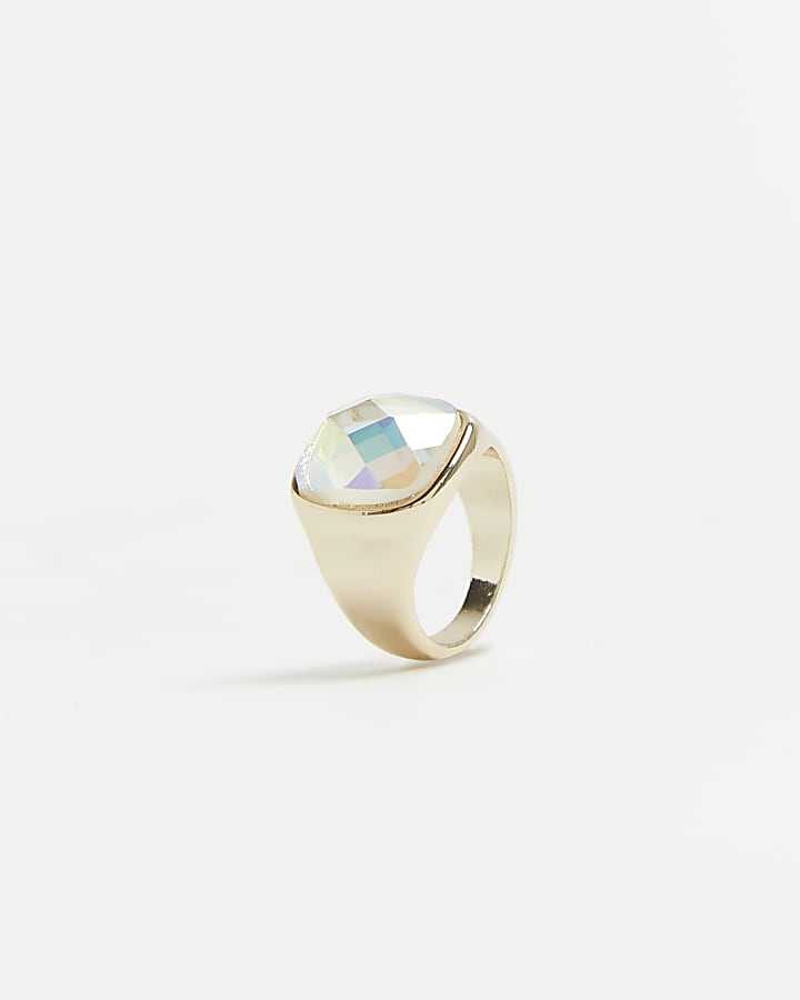 Gold stone ring