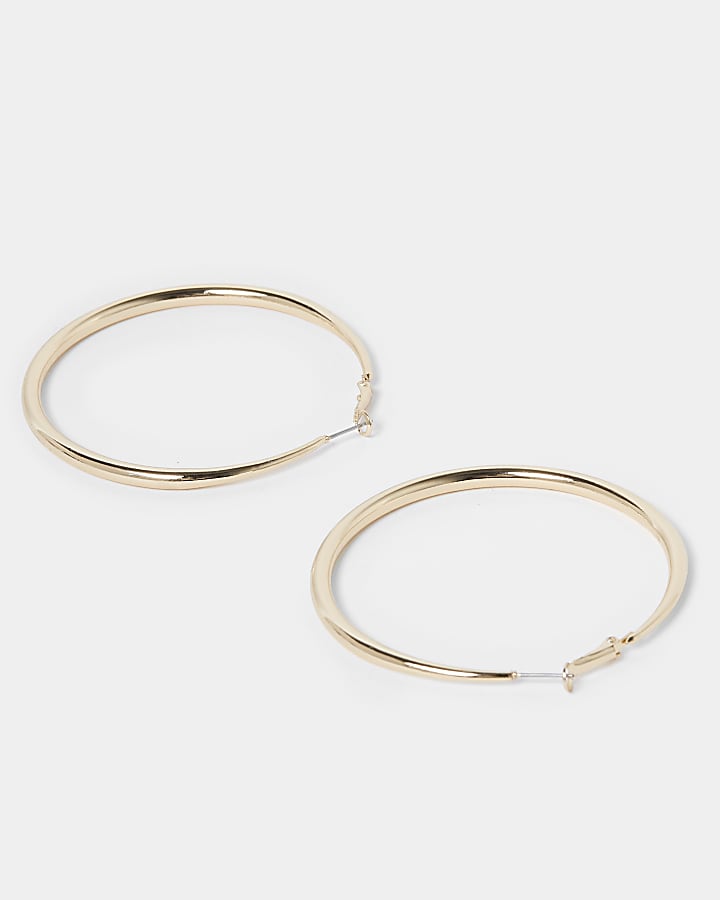 Gold tube hoop earrings