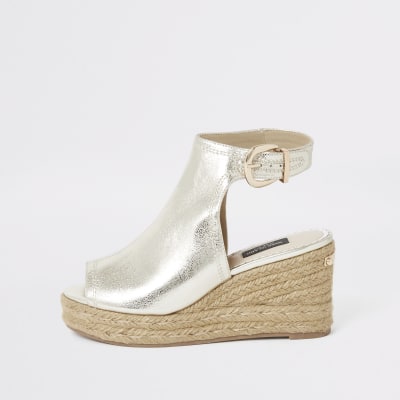 wide fit gold wedges