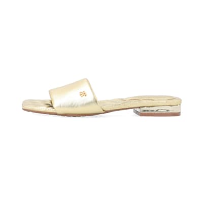 360 degree animation of product Gold wide fit padded flat sandals frame-6