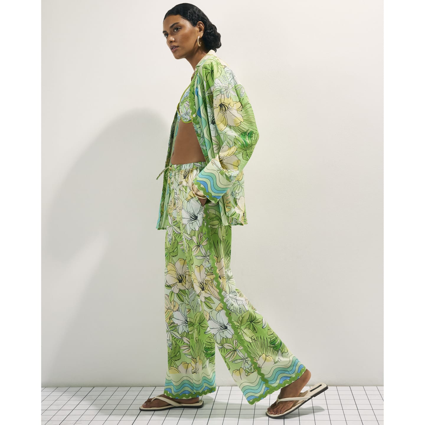 River Island Green Cotton Tropicana Wide Leg Trousers — photo 1 of 1