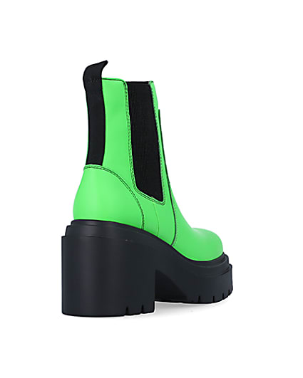 360 degree animation of product Green faux leather chunky chelsea boots frame-11
