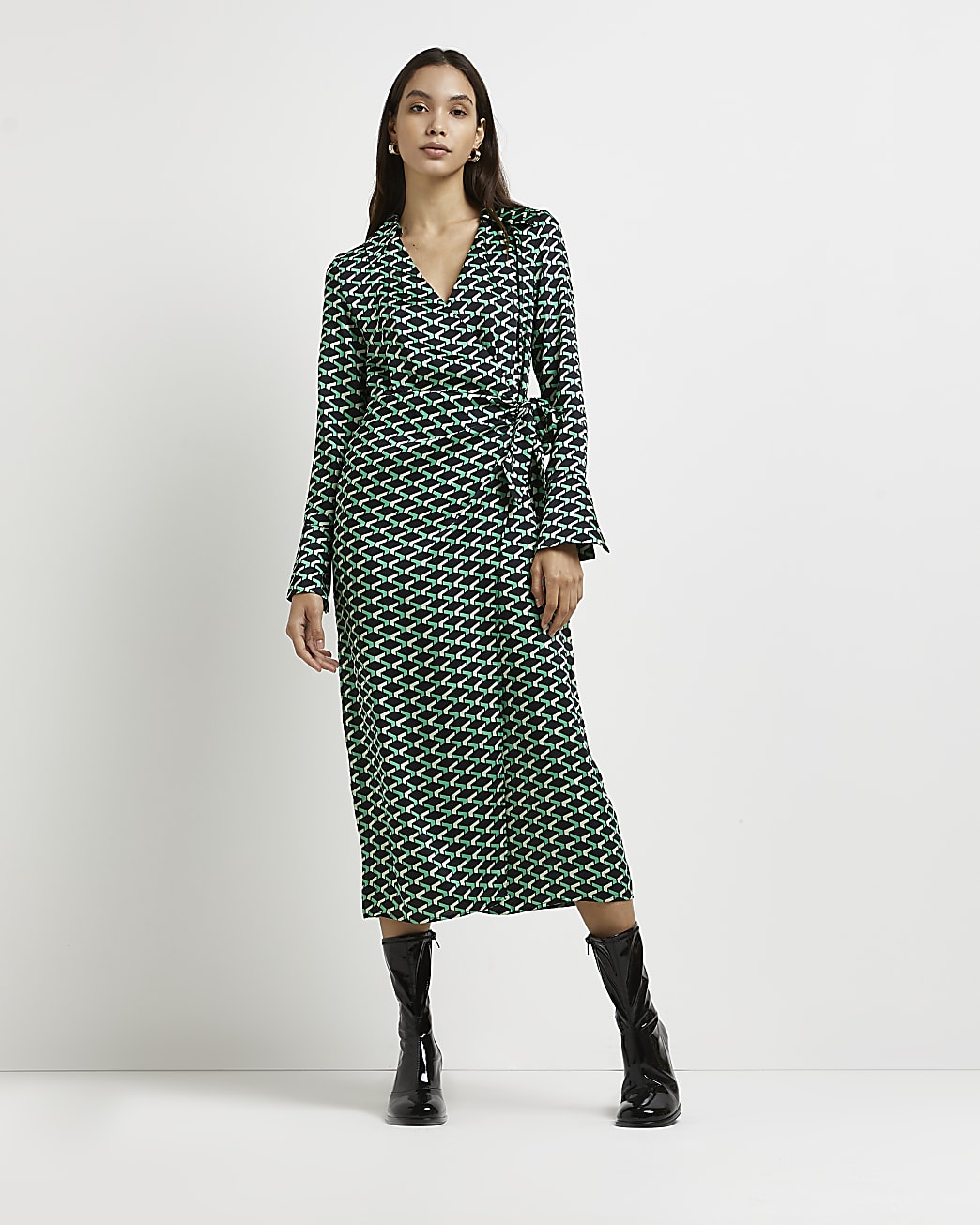 Green geometric print wrap dress