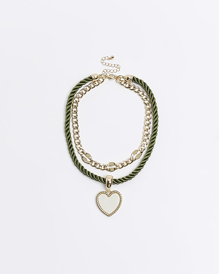 Green heart choker necklace