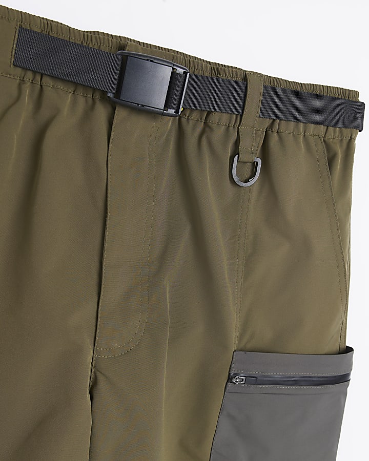 Green loose fit utility cargo shorts