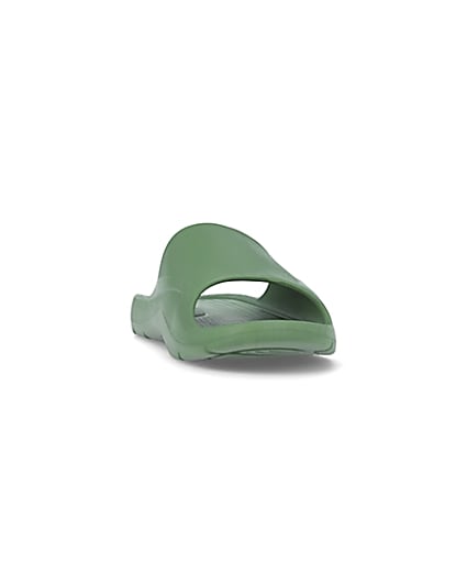 360 degree animation of product Green moulded Sliders frame-20