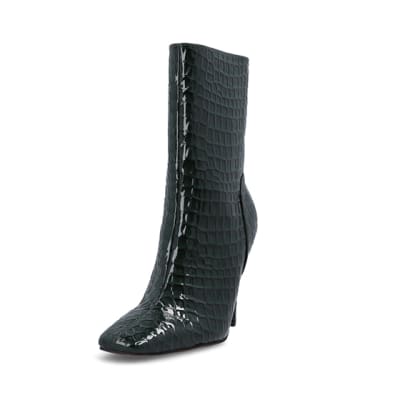 360 degree animation of product Green patent croc embossed heeled boots frame-23